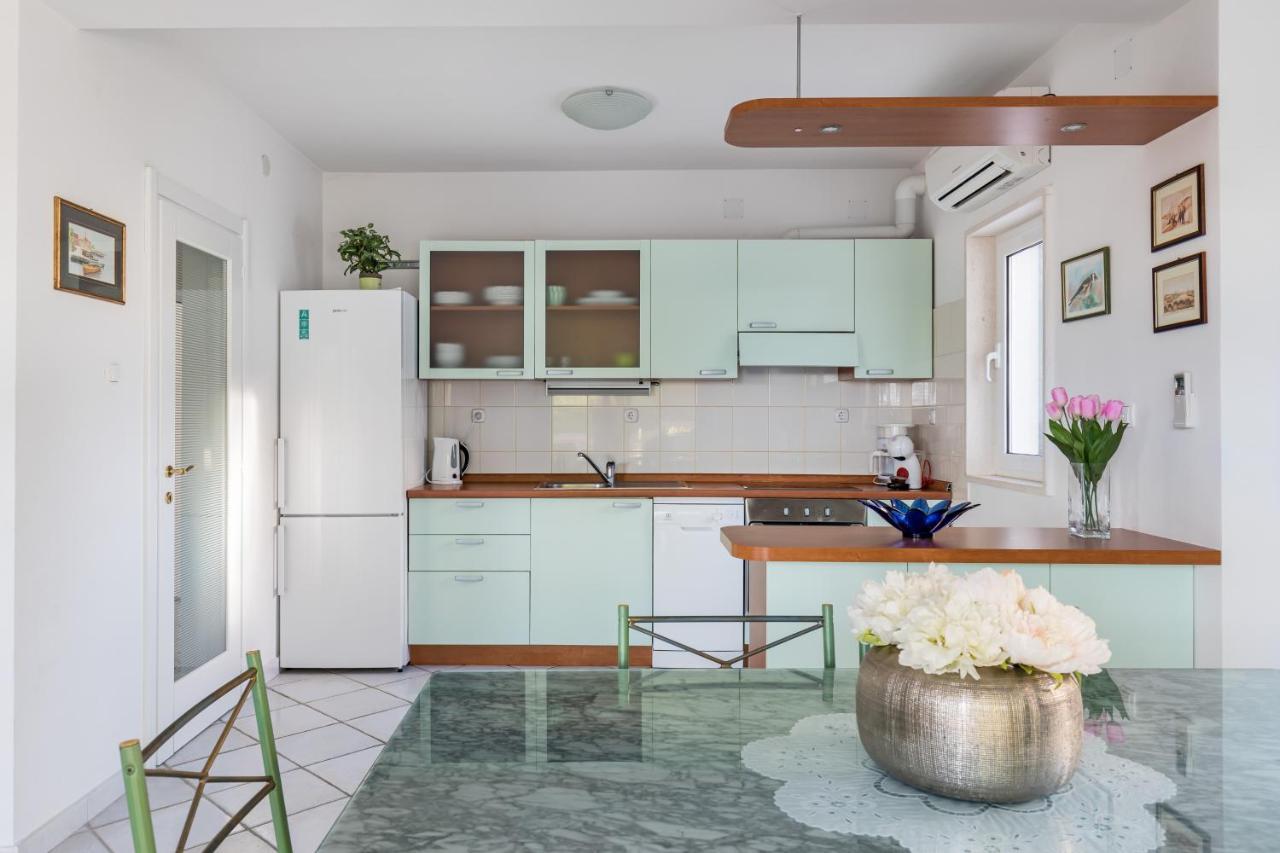 Apartments Croatia トロギール エクステリア 写真